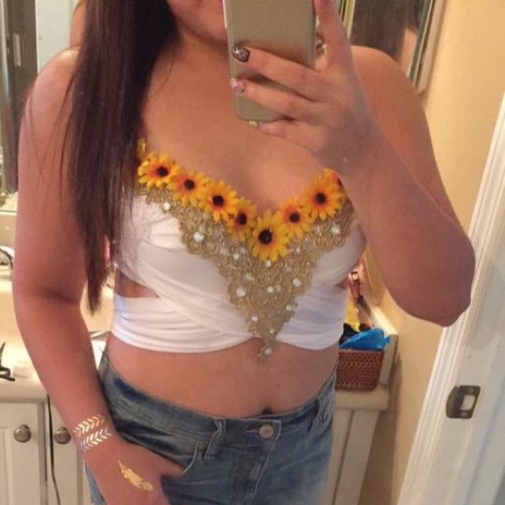 Custom Bra 🌻 - Picture 4 of 5